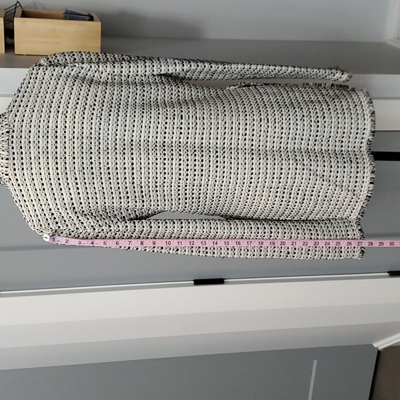 St. John Tweed Knit Blazer - Picture 4 of 7